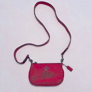 Red Coach Crossbody, leather, in great condition